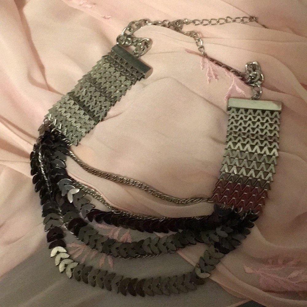 Arrow Head Chain Necklace - Picture 2 of 5